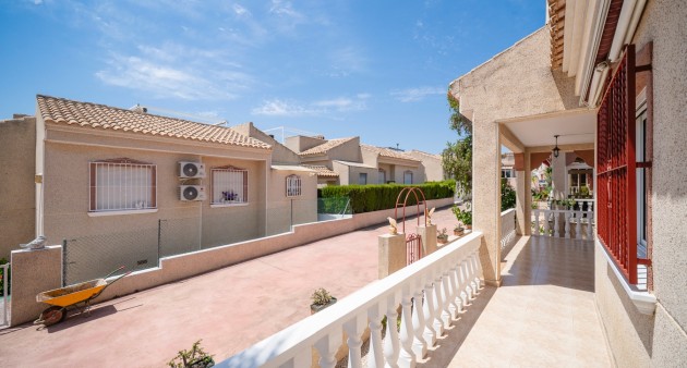 Sale - Villa - Algorfa