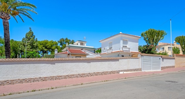 Sale - Villa - Ciudad Quesada - Rojales