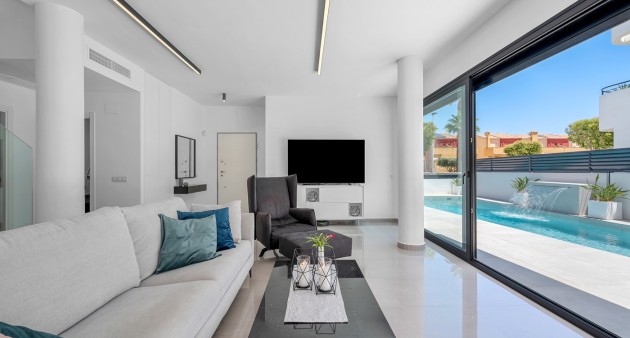 Sale - Villa - Guardamar del Segura