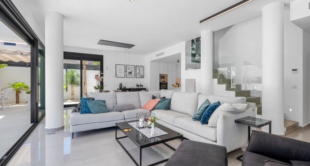 Sale - Villa - Guardamar del Segura