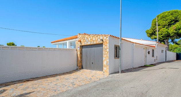 Verkoop - Villa - La Nucia - La nucia