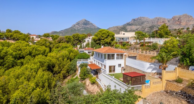 Verkoop - Villa - La Nucia - La nucia