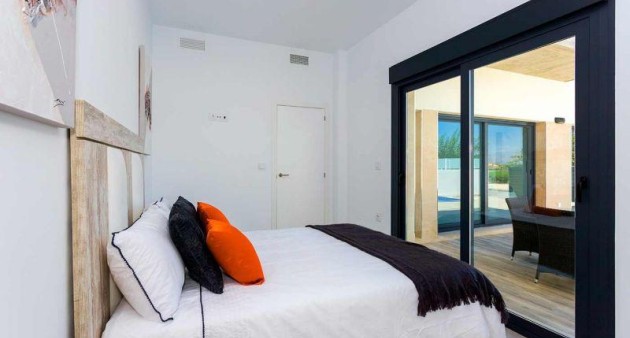 New Build - Quad house - Daya Nueva - Centro