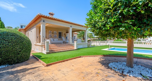 Venta - Chalet - Benissa