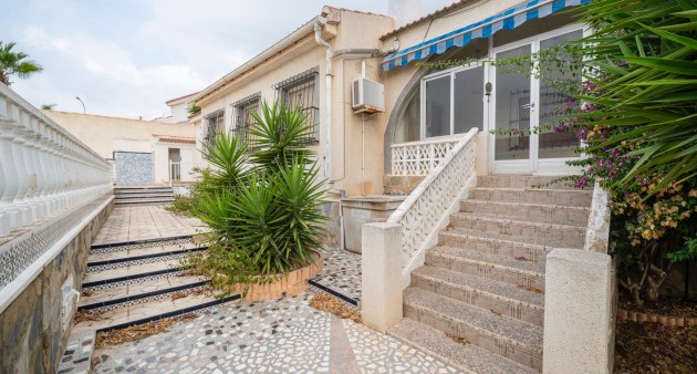Sale - Villa - Ciudad Quesada - Rojales