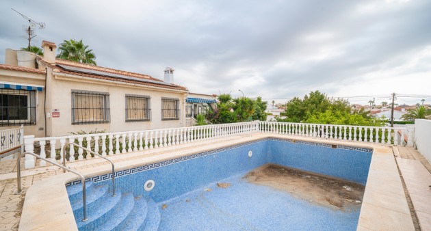 Sale - Villa - Ciudad Quesada - Rojales