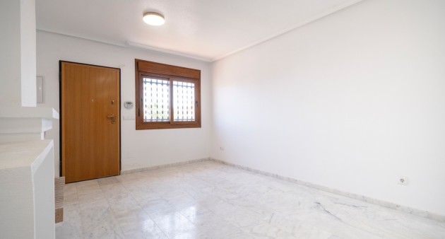 Prodej - Čtyřpodlažní dům - San Miguel