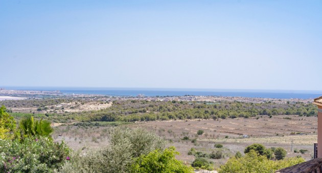 Prodej - Čtyřpodlažní dům - San Miguel