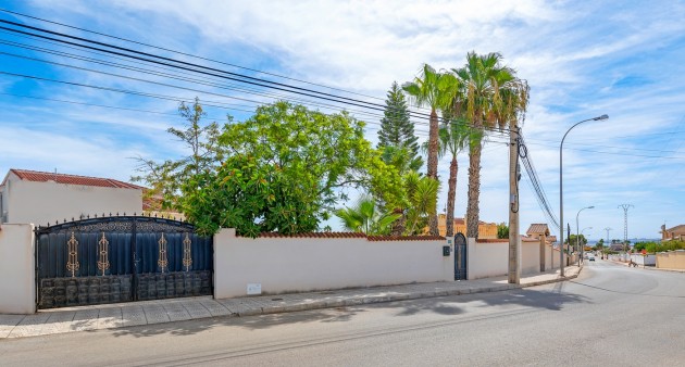 Sale - Villa - Ciudad Quesada - Rojales