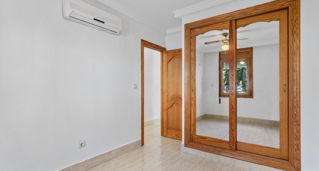 Sale - Ground Floor - Guardamar del Segura