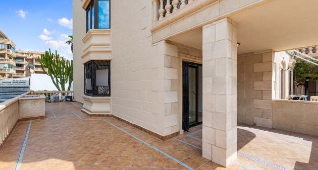 Sale - Ground Floor - Guardamar del Segura