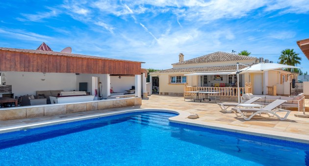 Sale - Country estate - Almoradí - Las Heredades