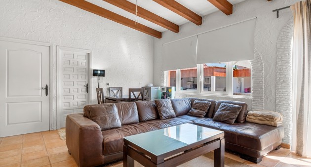 Sale - Country estate - Almoradí - Las Heredades