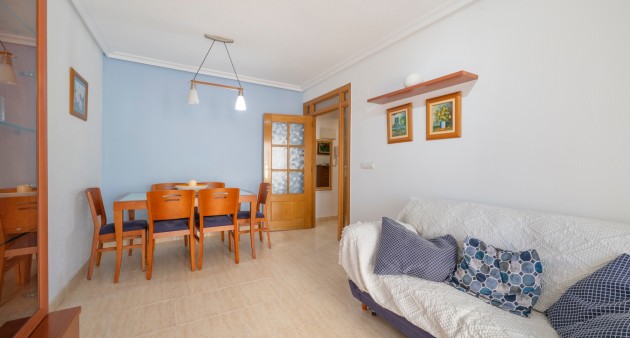Sale - Apartment - Guardamar del Segura - Pueblo