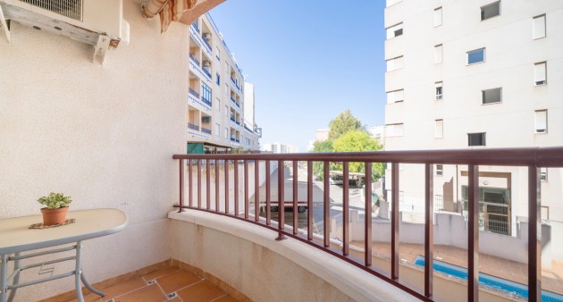 Sale - Apartment - Guardamar del Segura - Pueblo