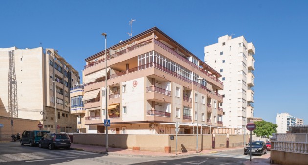 Sale - Apartment - Guardamar del Segura - Pueblo