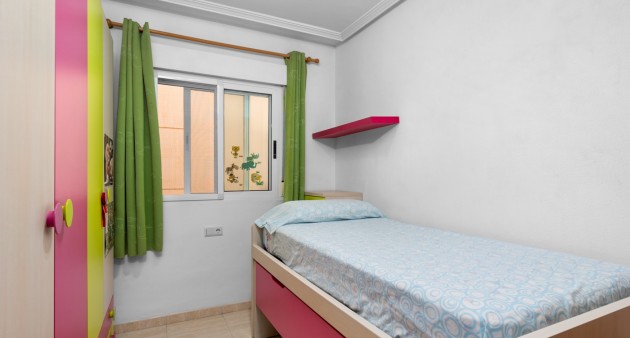 Bruktbolig - Leilighet - Alicante - El Campello