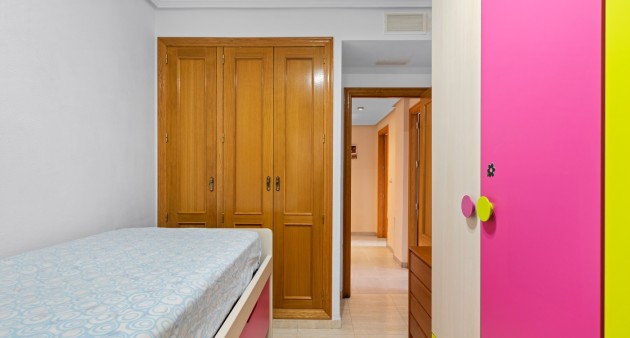 Bruktbolig - Leilighet - Alicante - El Campello