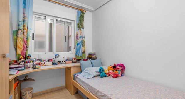 Bruktbolig - Leilighet - Alicante - El Campello