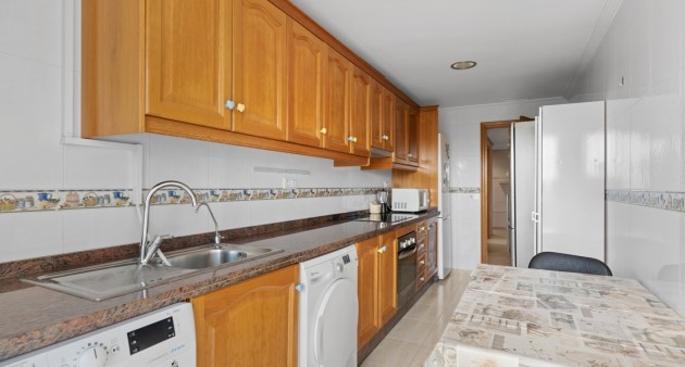 Bruktbolig - Leilighet - Alicante - El Campello