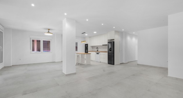 Sale - Apartment - Torrevieja - Playa del Acequión