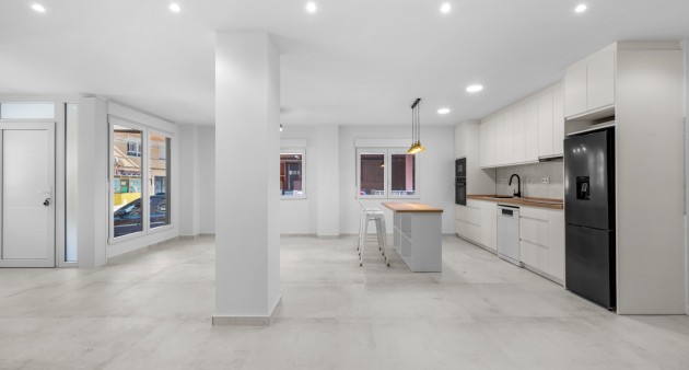 Sale - Apartment - Torrevieja - Playa del Acequión