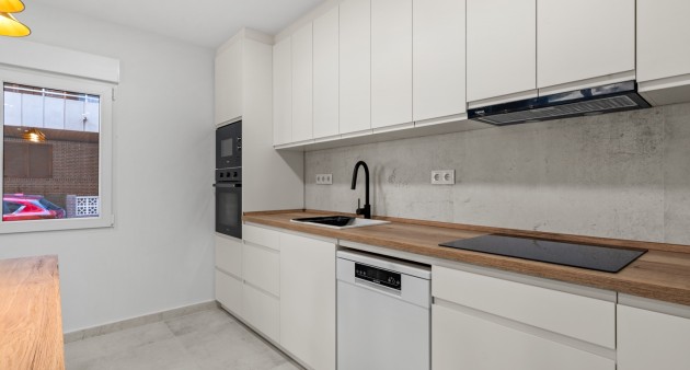 Sale - Apartment - Torrevieja - Playa del Acequión