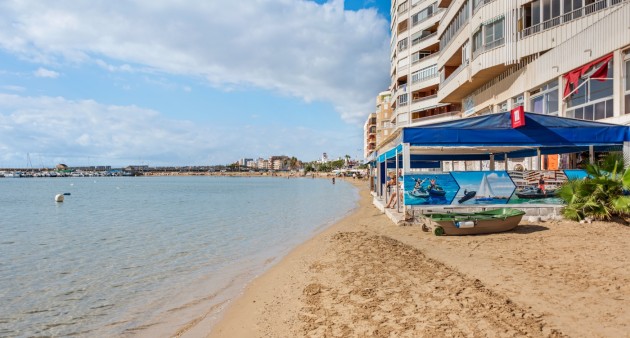 Sale - Apartment - Torrevieja - Playa del Acequión