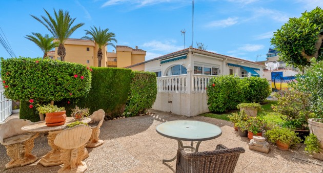 Sale - Semi-detached - Orihuela costa - Punta Prima