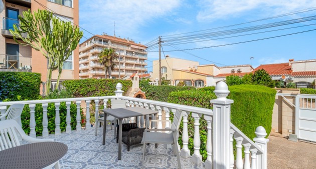 Sale - Semi-detached - Orihuela costa - Punta Prima