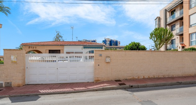 Sale - Semi-detached - Orihuela costa - Punta Prima