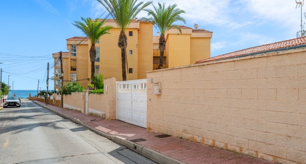 Sale - Semi-detached - Orihuela costa - Punta Prima