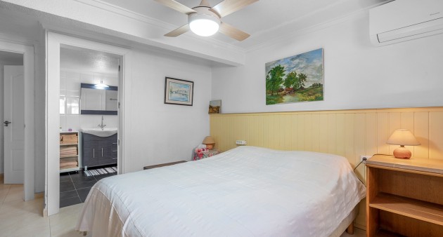 Sale - Semi-detached - Orihuela costa - Punta Prima