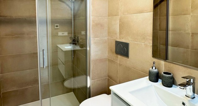 Novostavba - Villa - Dolores - polideportivo