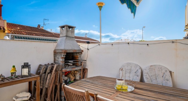 Sale - Bungalow - Torrevieja - La Siesta