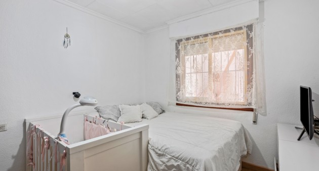 Sale - Bungalow - Torrevieja - La Siesta