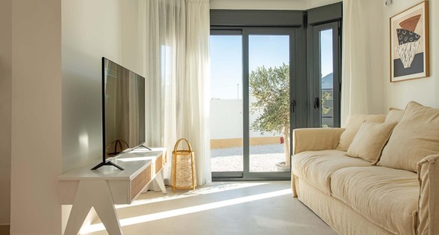 Nowo zbudowane - Town House - Cox - San Fernando