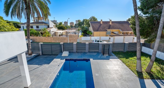 Sale - Villa - Campoamor