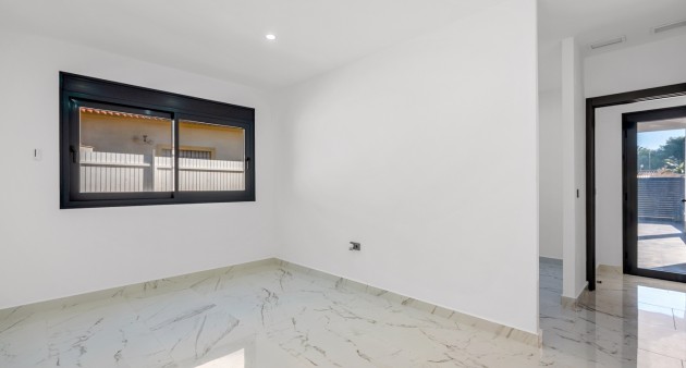 Sale - Villa - Campoamor