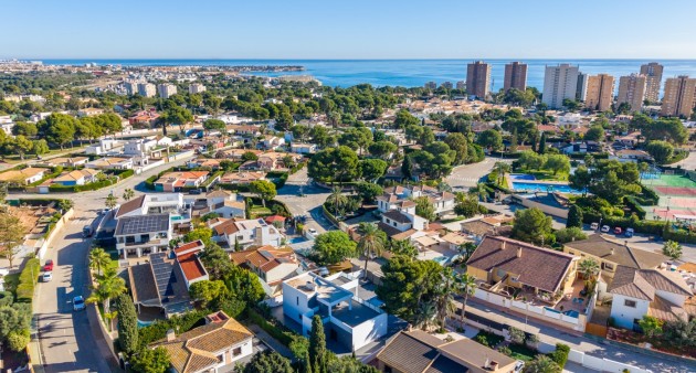 Sale - Villa - Campoamor