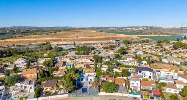 Sale - Villa - Campoamor