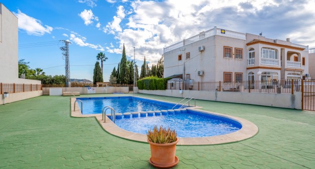 Sale - Bungalow - Daya Vieja