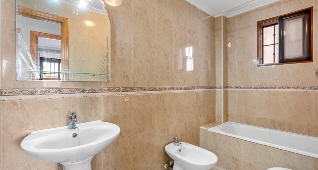 Sale - Bungalow - Daya Vieja