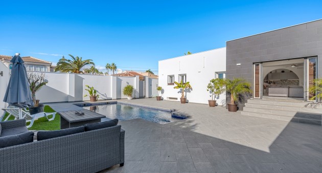 Sale - Villa - Ciudad Quesada - Rojales