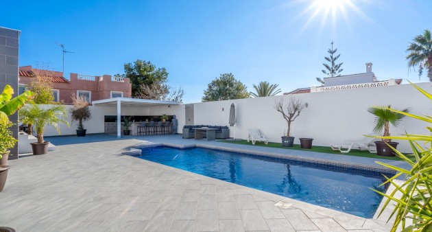 Sale - Villa - Ciudad Quesada - Rojales