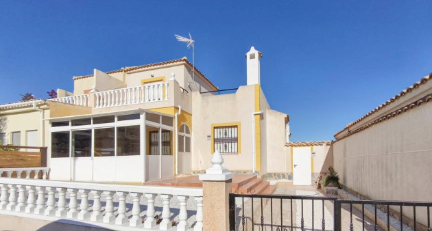 Sale - Bungalow - Orihuela costa - Los Altos