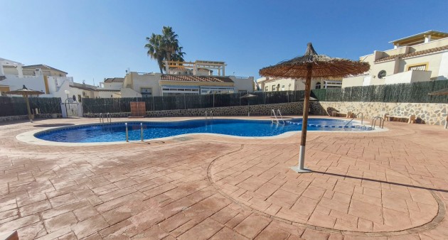 Sale - Bungalow - Orihuela costa - Los Altos