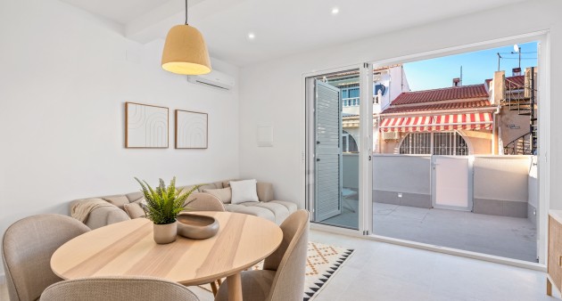 Verkoop - Adosado - Torrevieja - El chaparral