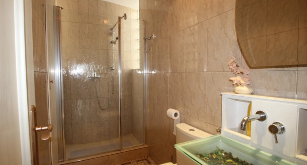 Sale - Villa - Guardamar del Segura