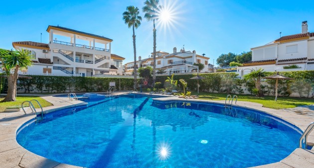 Sale - Ground floor apartment - Pilar de La Horadada - El Pilar de la Horadada